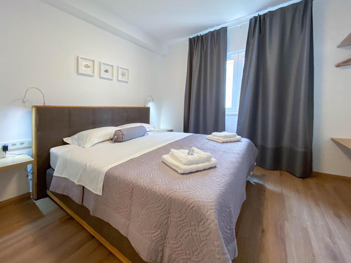 Marisa Apartments Hvar II ฮวาร์ ภายนอก รูปภาพ